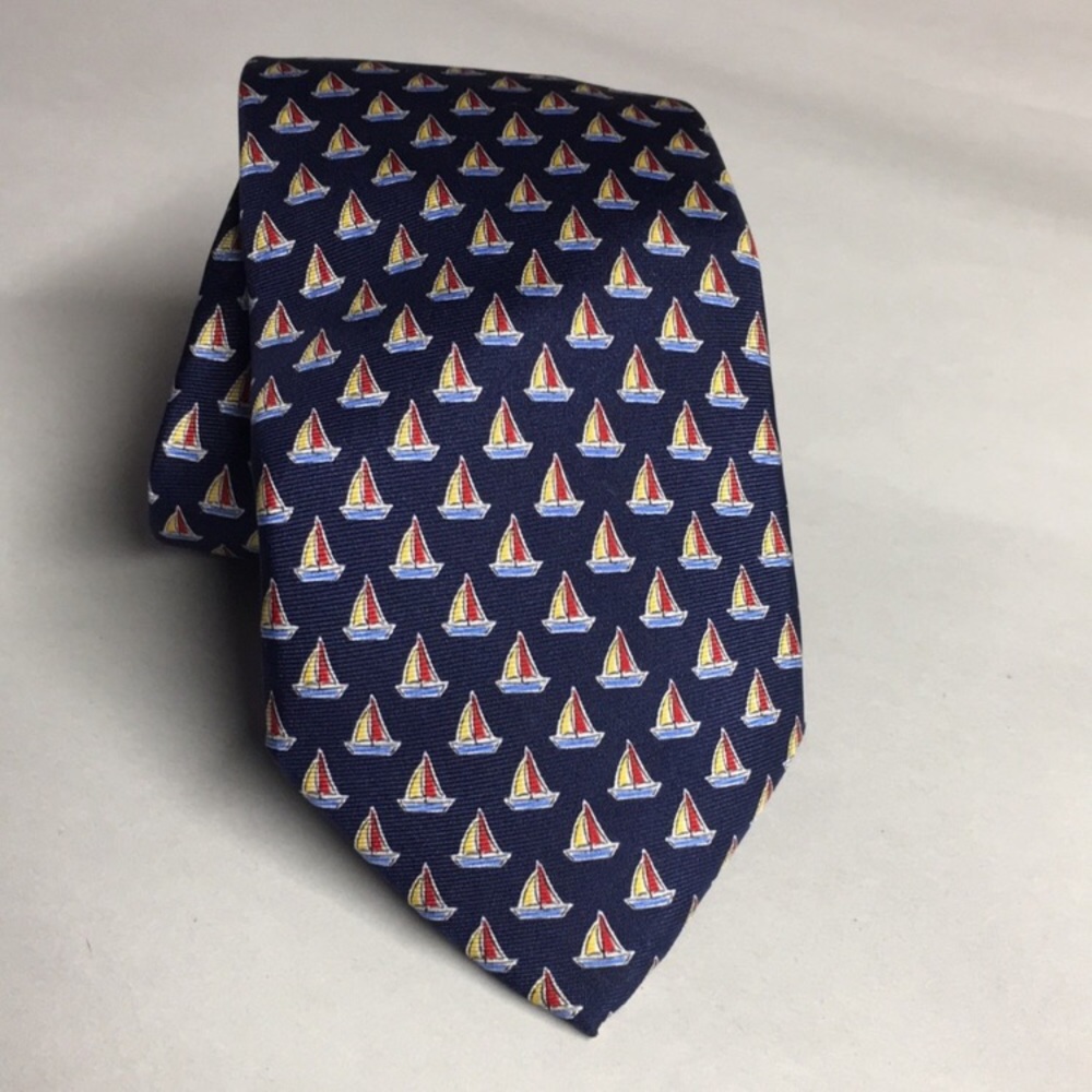 Sailboat pattern Chaps tie